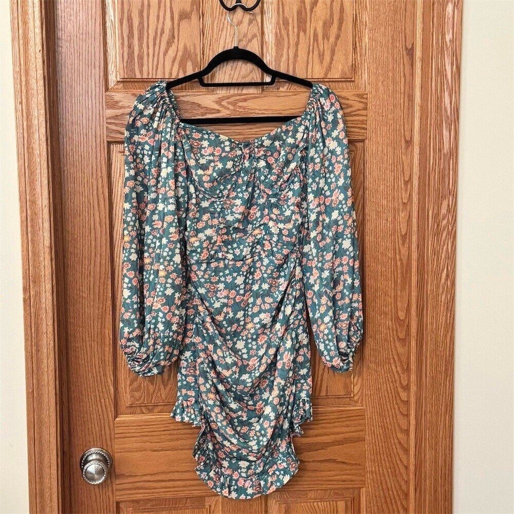 PrettyLittleThing Mini Dress Womens Size 6 Small Green Dits